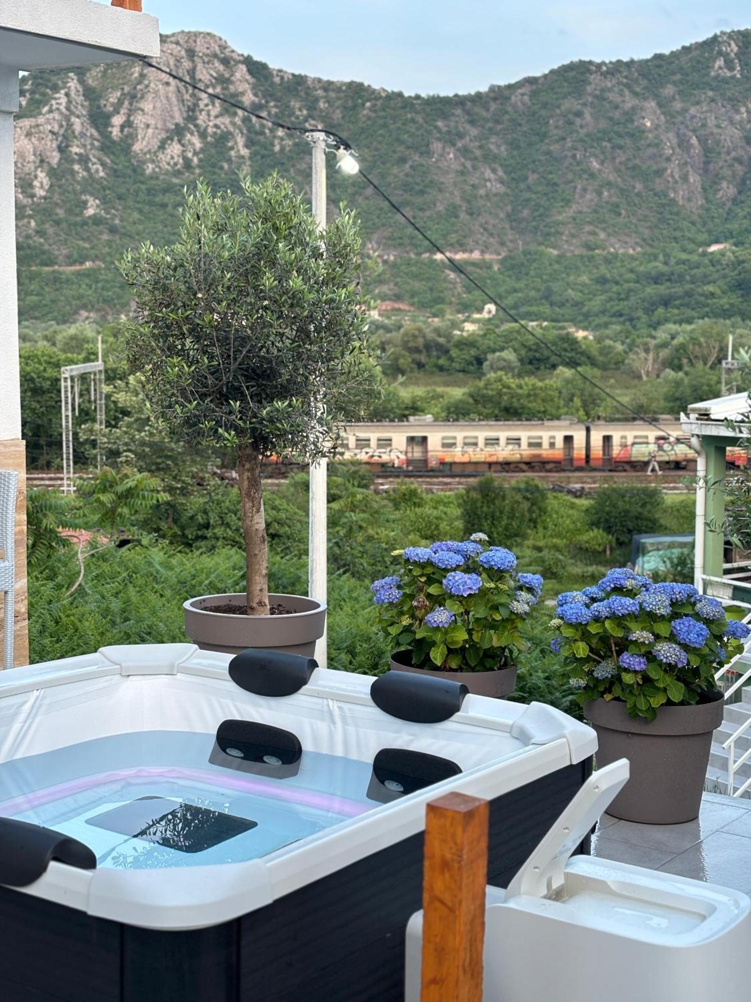 Apartments And Spa Miona Virpazar Dış mekan fotoğraf